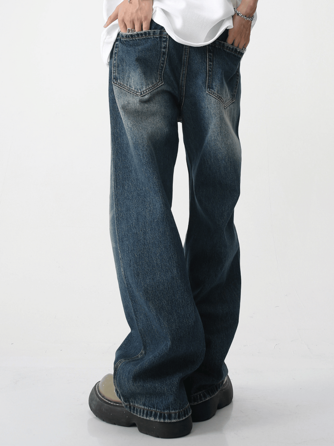 IGNITION - Loose Washed Basic Jeans | Teenwear.eu