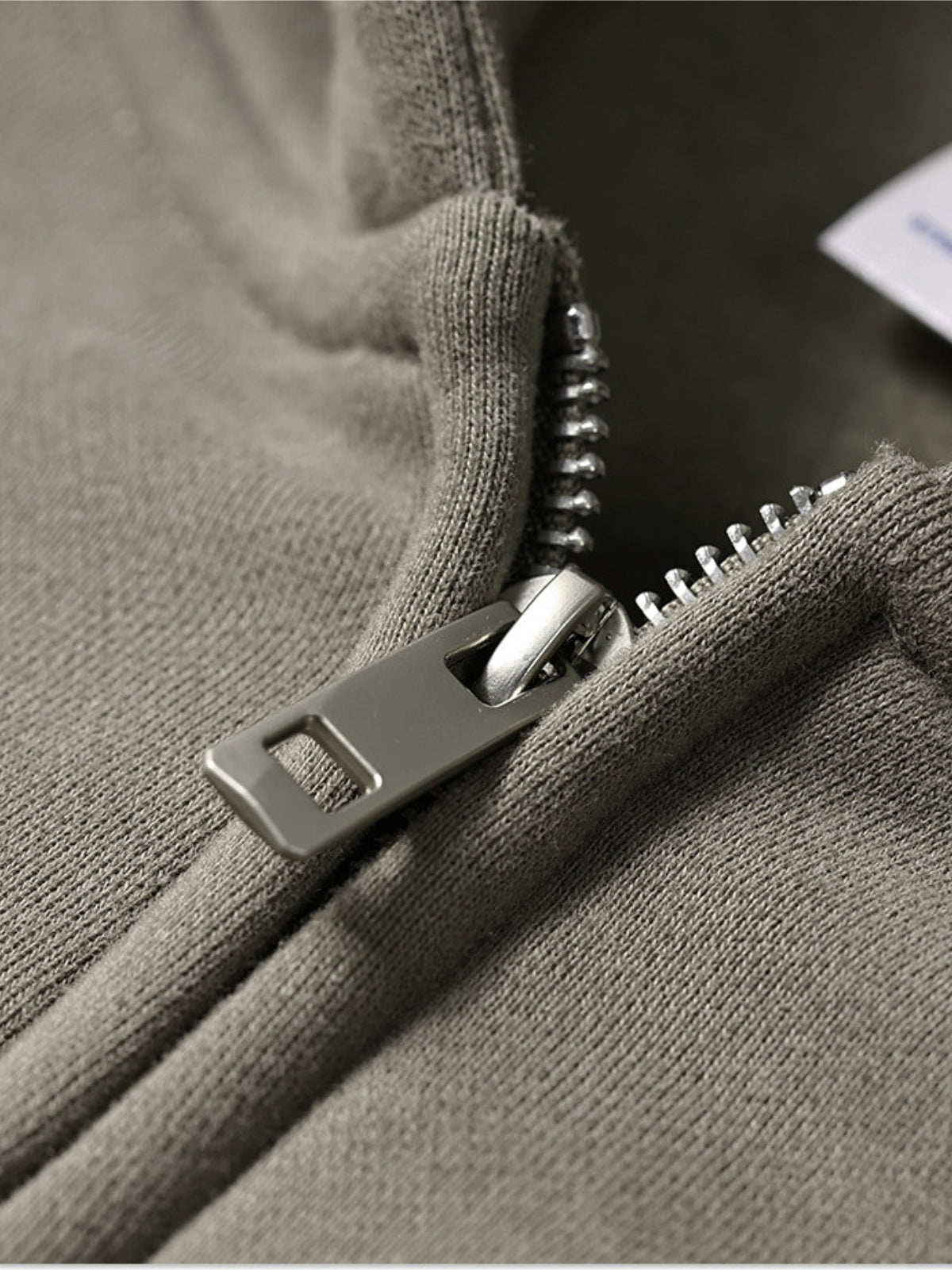 PUNISH - Cropped Basic Zip Up Hoodie | Teenwear.eu