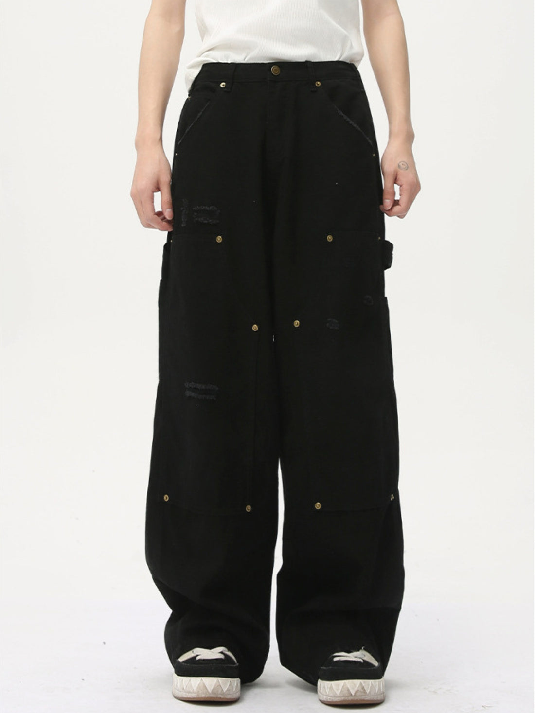 BLAKENED - Baggy Basic Cargo Jeans | Teenwear.eu