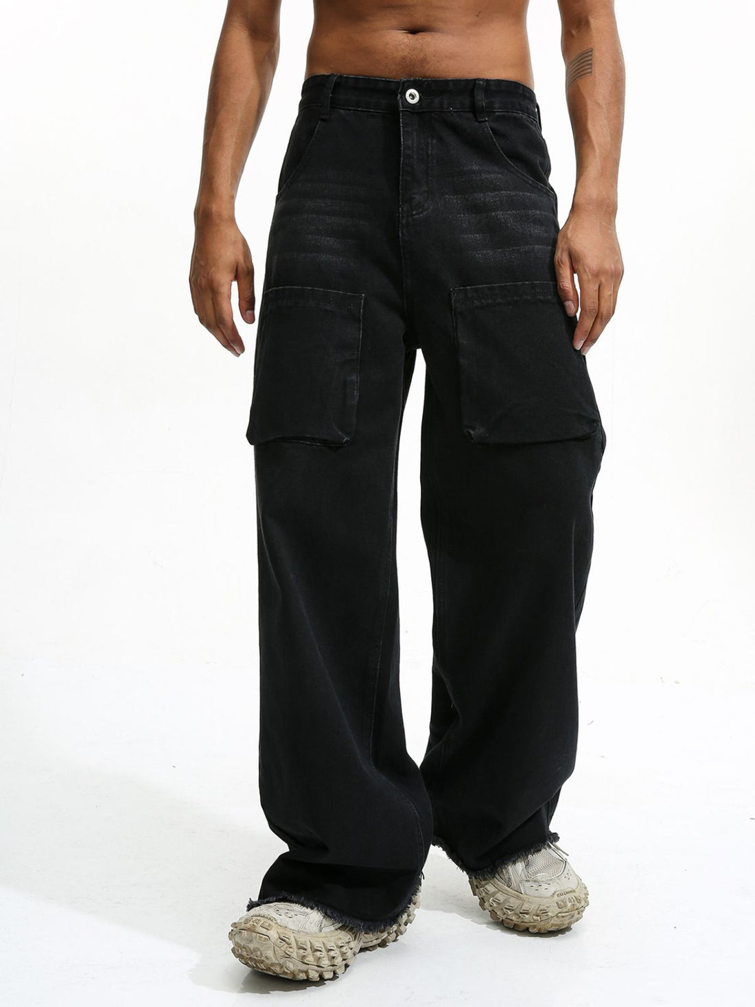 POCKETS - Loose Cargo Jeans | Teenwear.eu