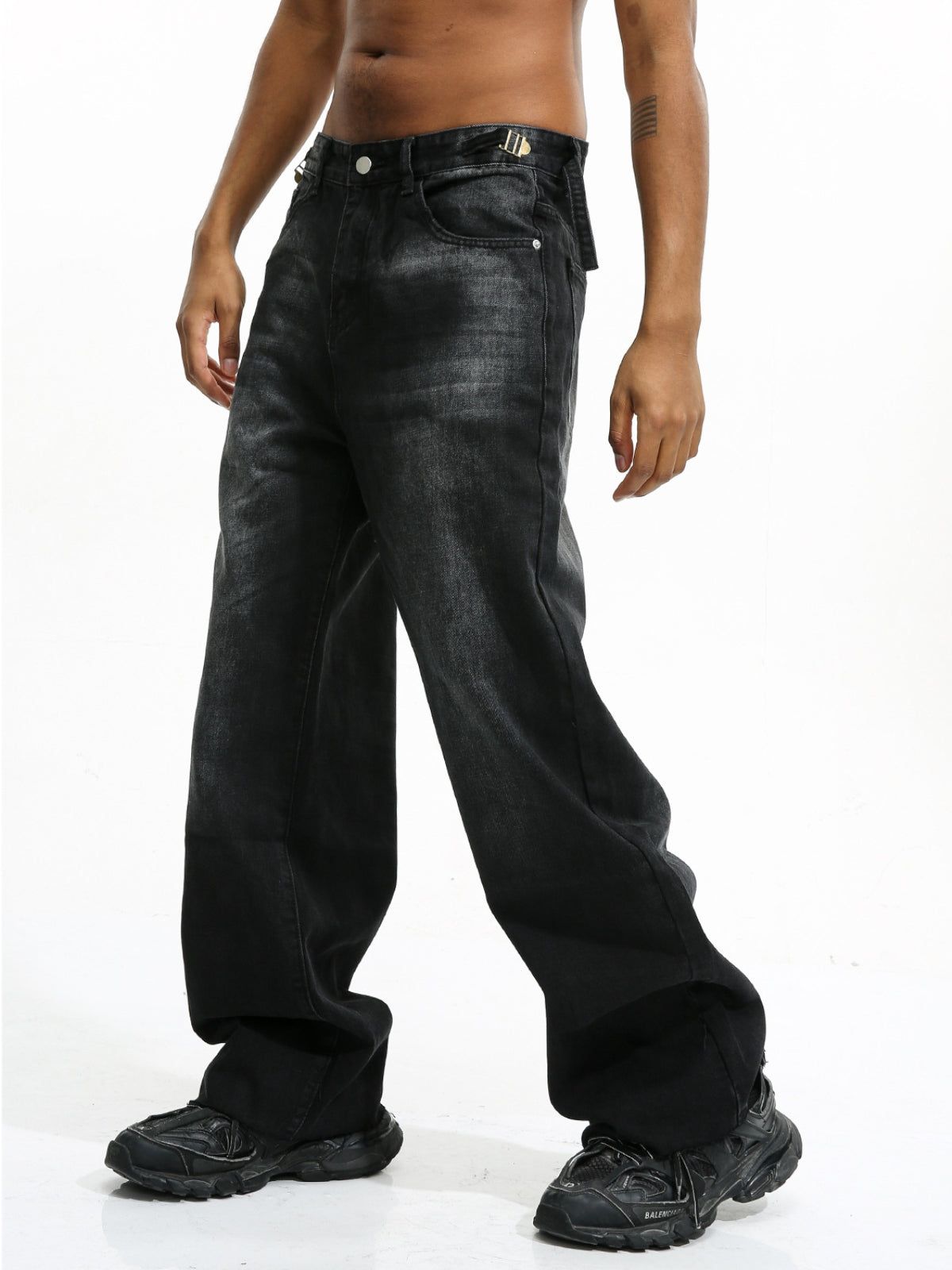 MOTION - Baggy Basic Jeans | Teenwear.eu