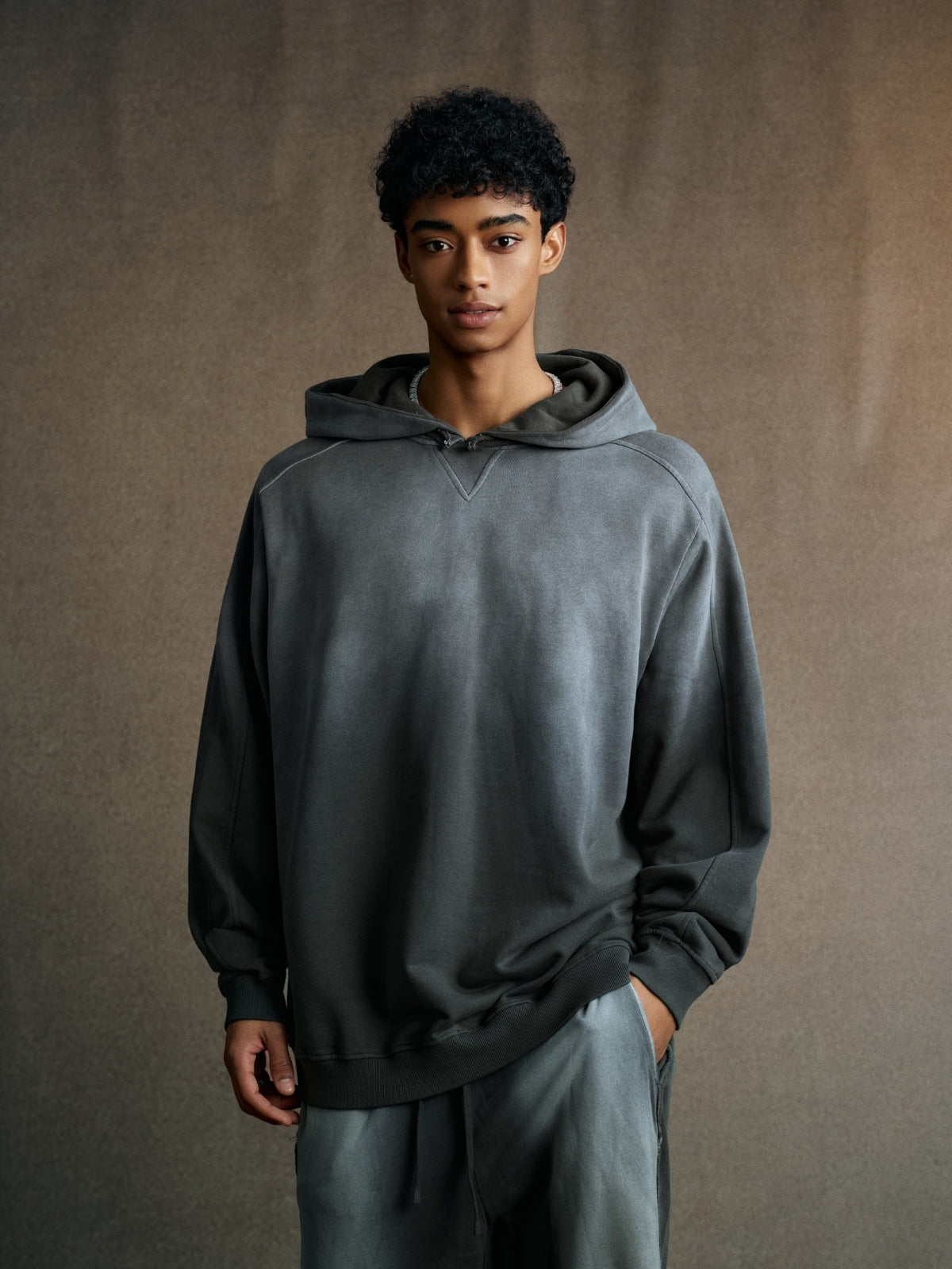 FADELY – Oversized Basic Hoodie | Teenwear.eu