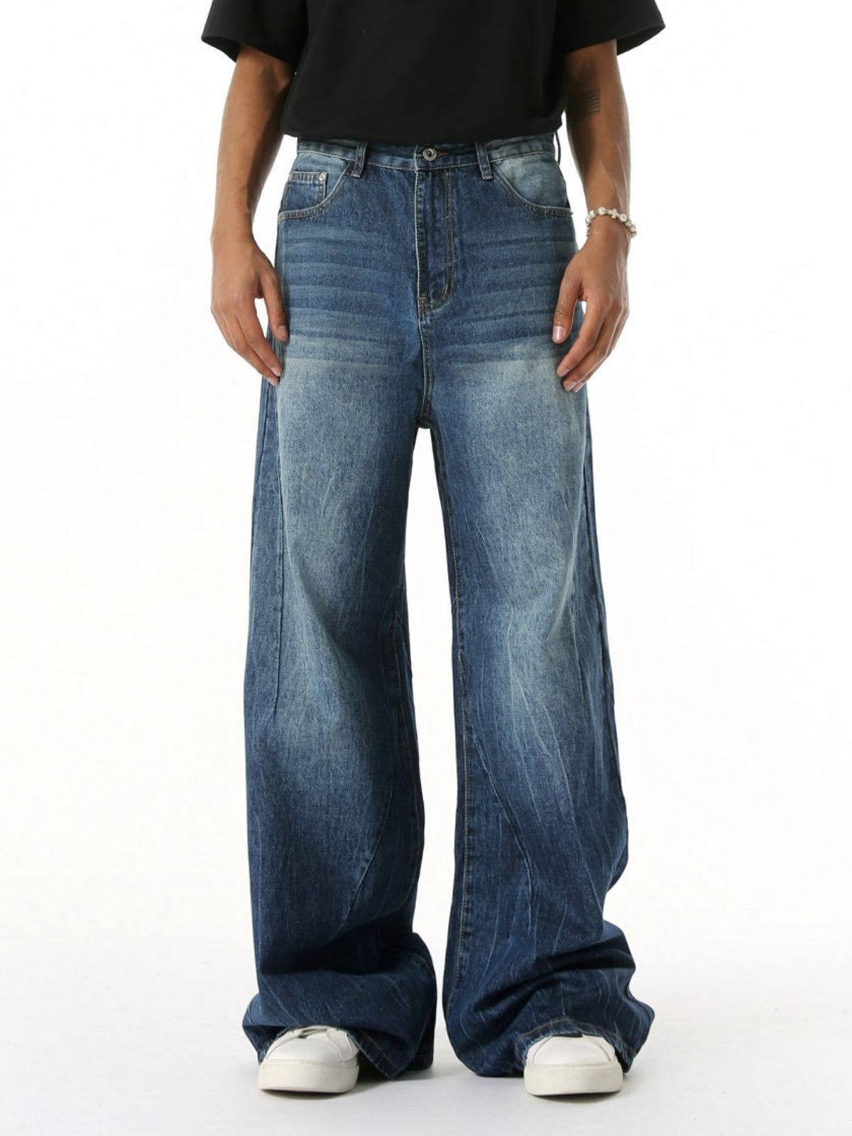 LOWTIDE - Baggy Basic Jeans | Teenwear.eu