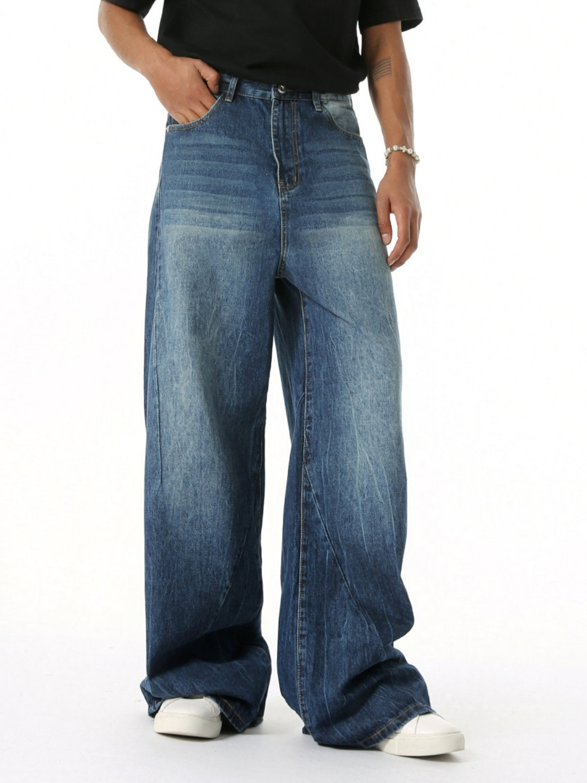 LOWTIDE - Baggy Basic Jeans | Teenwear.eu