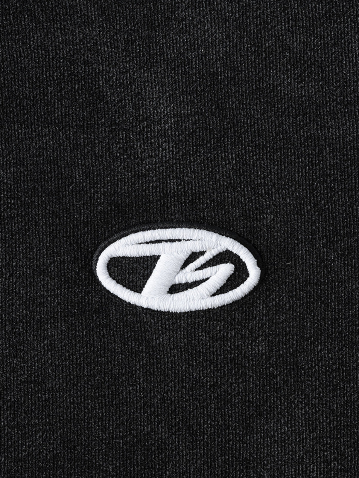 LOGOS - Oversized Embroidered Zip Up Hoodie | Teenwear.eu