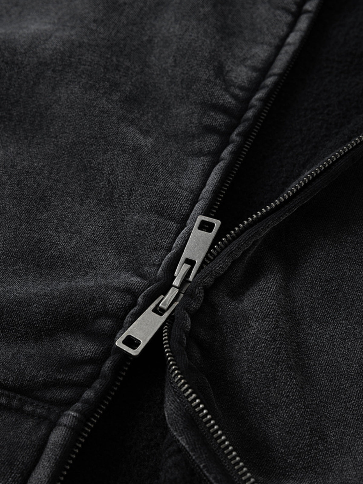 LOGOS - Oversized Embroidered Zip Up Hoodie | Teenwear.eu