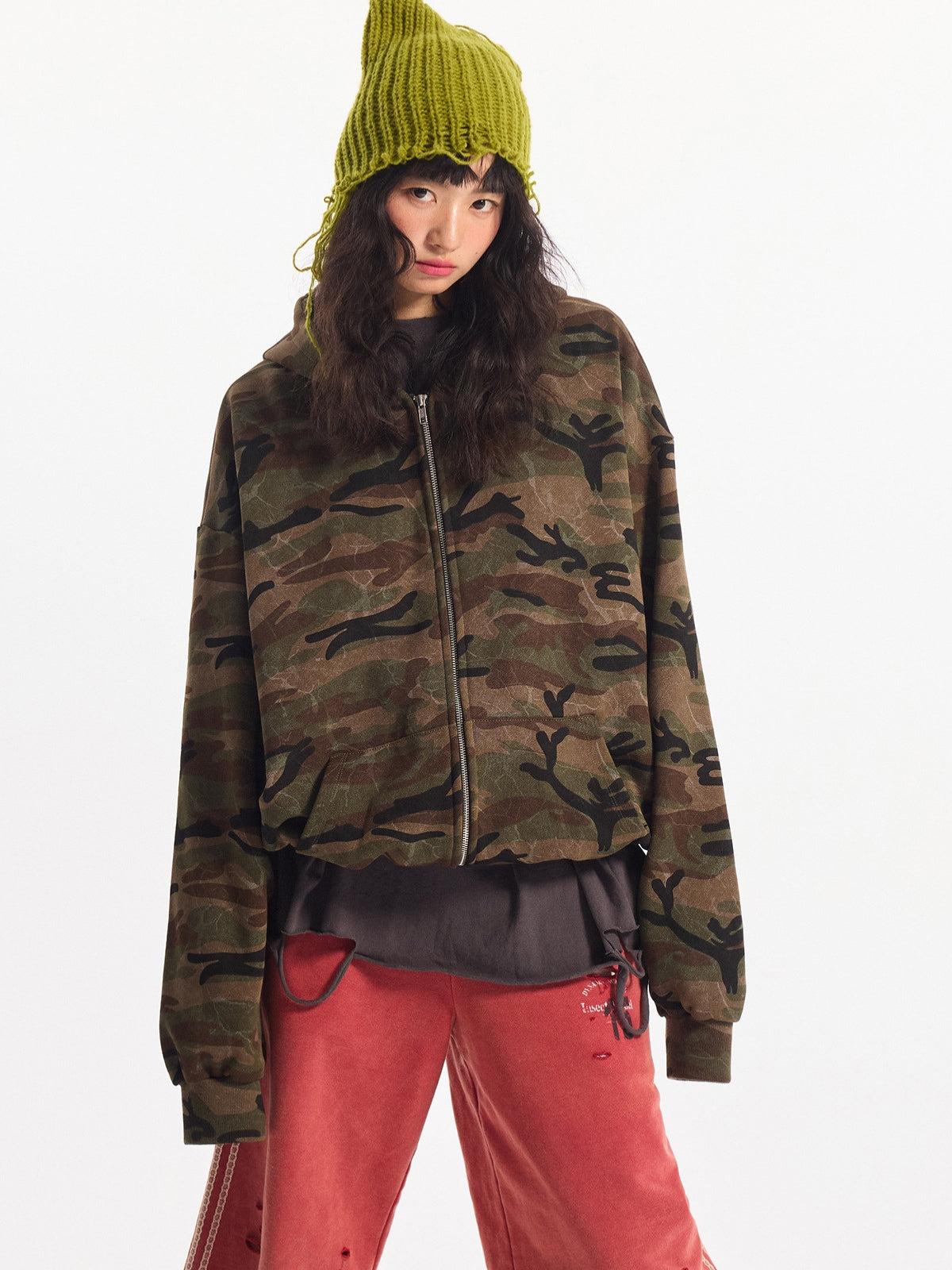 CAMMOS - Cropped Basic Zip Up Hoodie | Teenwear.eu