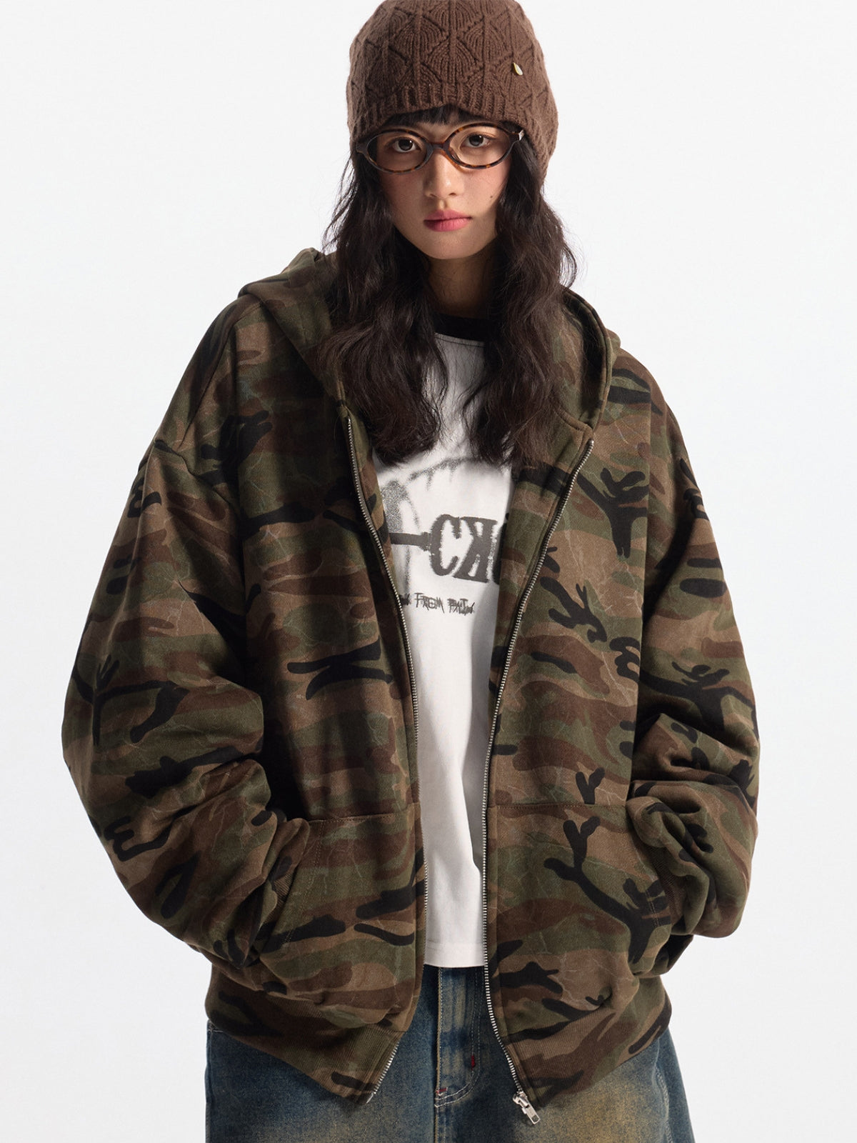 CAMMOS - Cropped Basic Zip Up Hoodie | Teenwear.eu