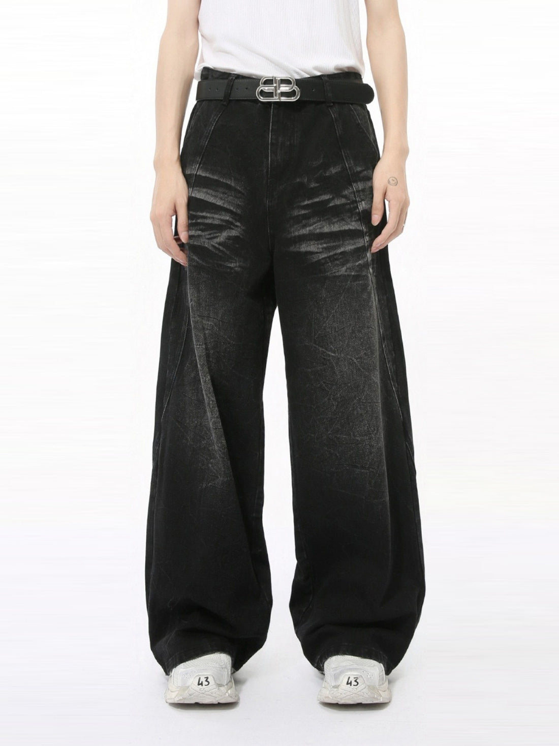 VOIDLINE - Baggy Distressed Basic Jeans | Teenwear.eu