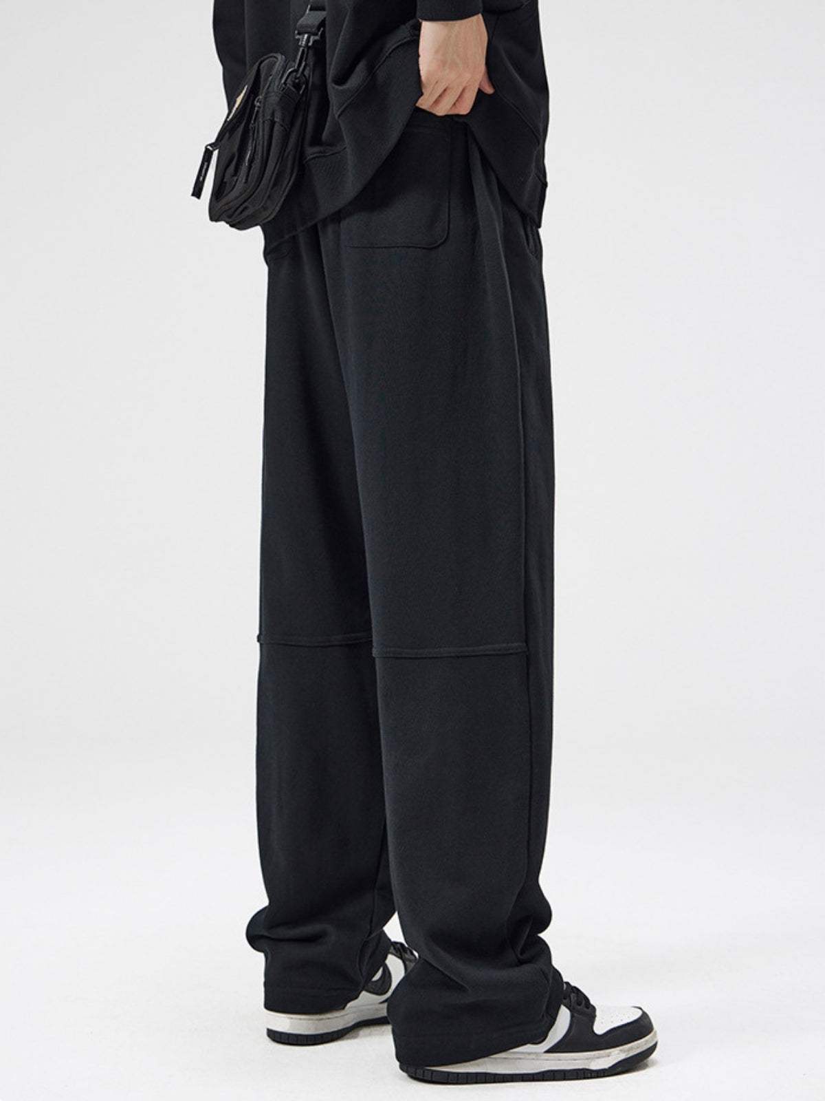 LIMBO - Loose Basic Flared Sweatpants | Teenwear.eu