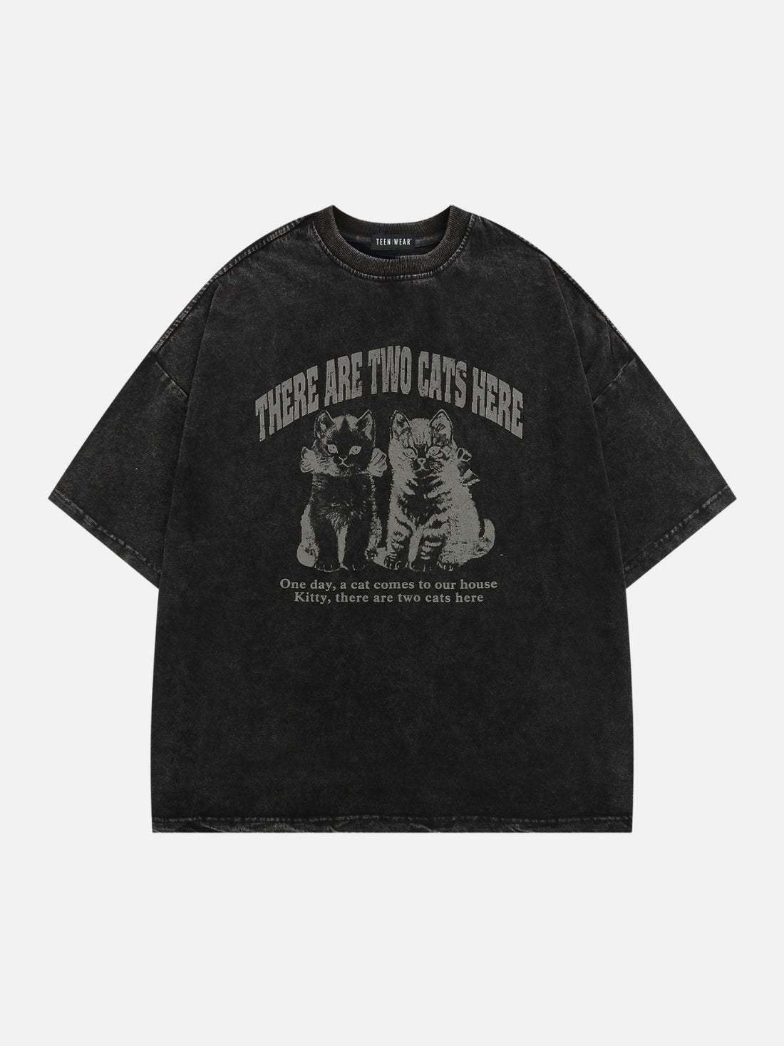TWO CATS - Oversized Print T-Shirt Washed Black | Teenwear.eu