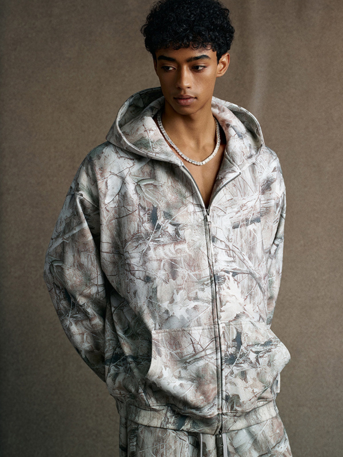 CAMOSE - Premium Oversized Basic Zip Up Hoodie | Teenwear.eu