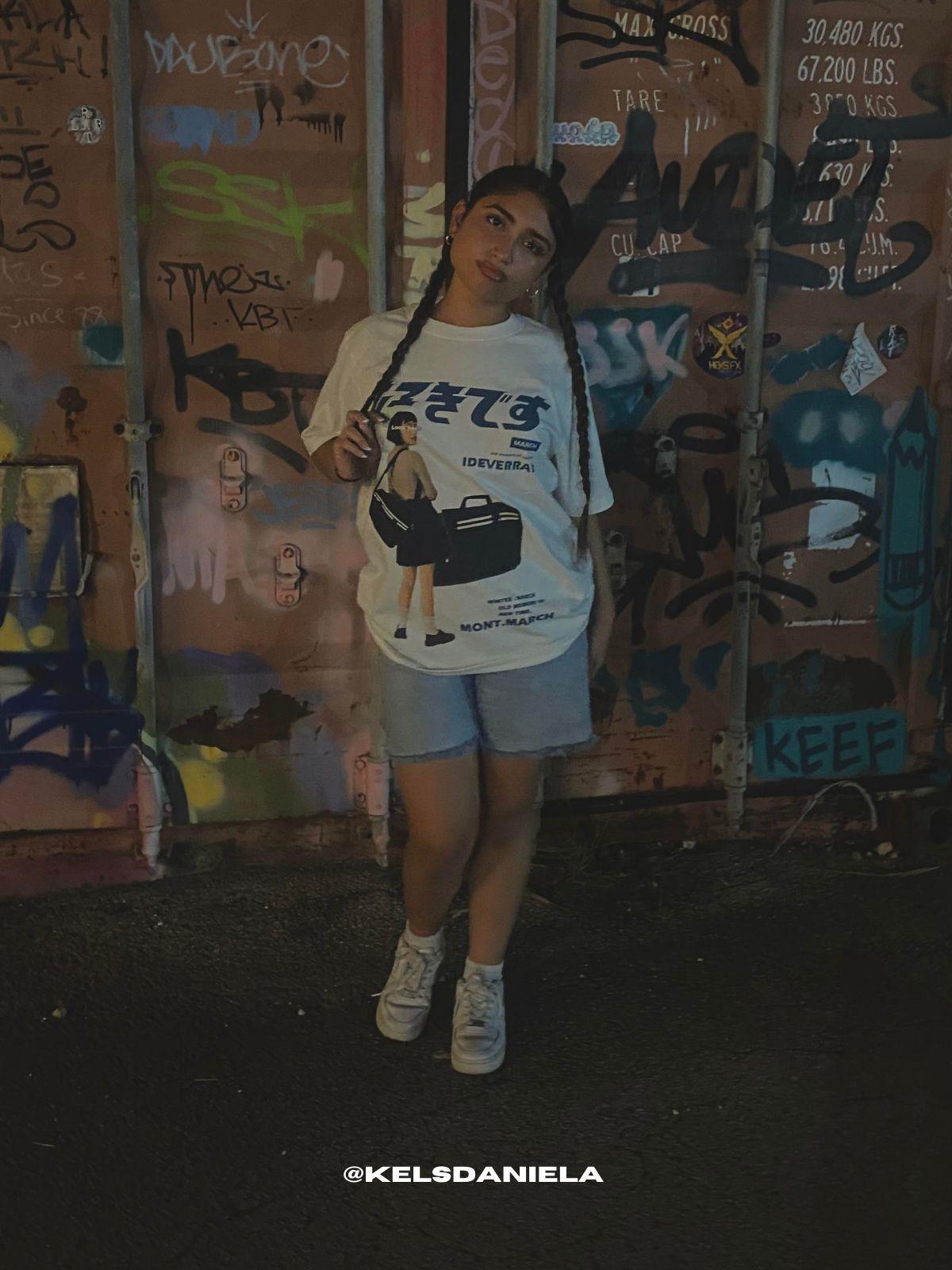 LOOK BACK - Oversized Print T-Shirt | Teenwear.eu